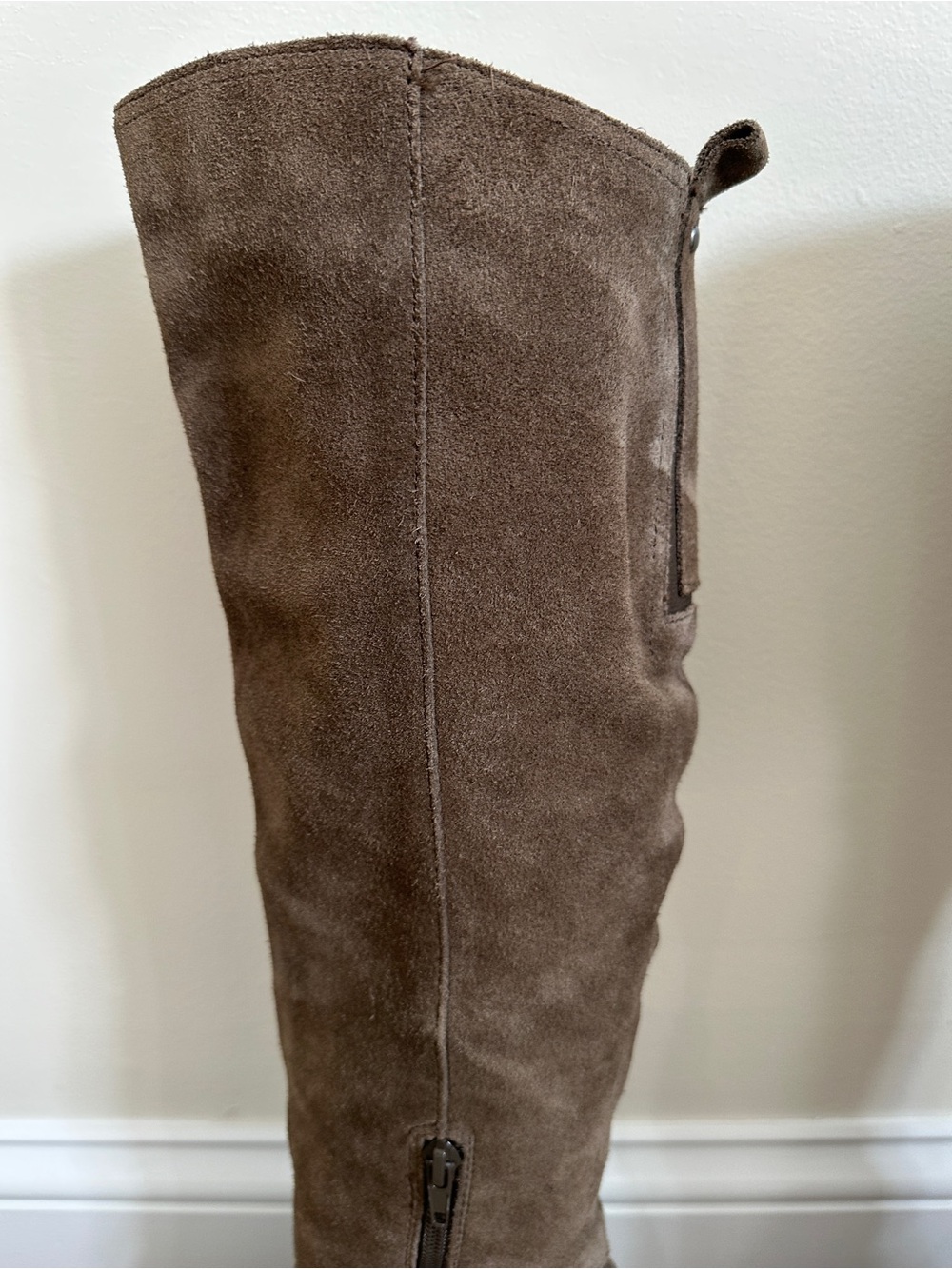 Crown Vintage Knee-High Suede Boots in Taupe Brown 8.5 - Picture 4 of 12